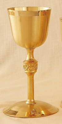 Gold Chalice With Scale Paten